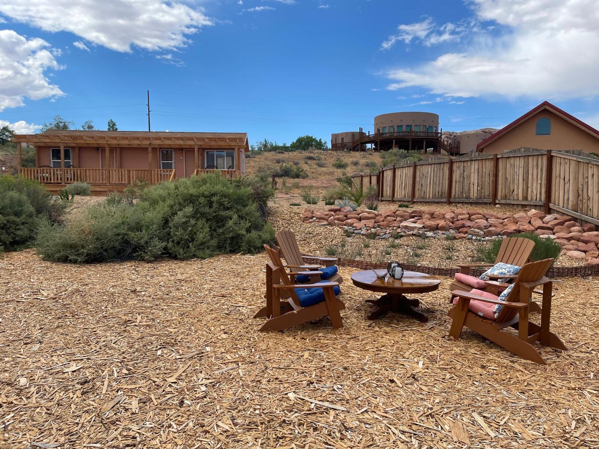 بلاف Willow Street Cottages المظهر الخارجي الصورة